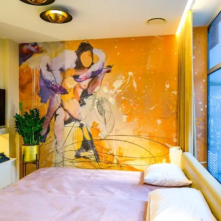 Pietryna Luxury - Sauna , Jacuzzi , Bezposrednio Przy Ul Piotrkowskiej
