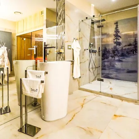 Apartman Pietryna Luxury - Sauna , Jacuzzi , Bezposrednio Przy Ul Piotrkowskiej