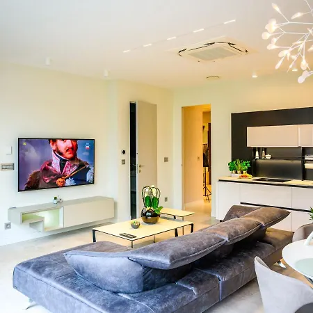 Pietryna Luxury - Sauna , Jacuzzi , Bezposrednio Przy Ul Piotrkowskiej *