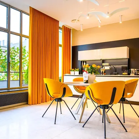 Pietryna Luxury - Sauna , Jacuzzi , Bezposrednio Przy Ul Piotrkowskiej Apartment Lodz (Lodz)