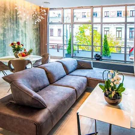 Pietryna Luxury - Sauna , Jacuzzi , Bezposrednio Przy Ul Piotrkowskiej Łódź