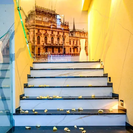 Pietryna Luxury - Sauna , Jacuzzi , Bezposrednio Przy Ul Piotrkowskiej Apartman *