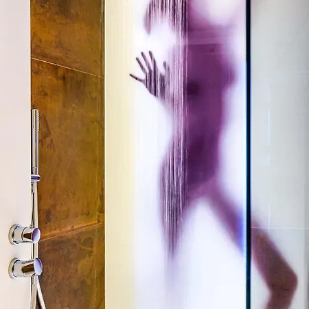 Pietryna Luxury - Sauna , Jacuzzi , Bezposrednio Przy Ul Piotrkowskiej Apartment Lodz (Lodz)