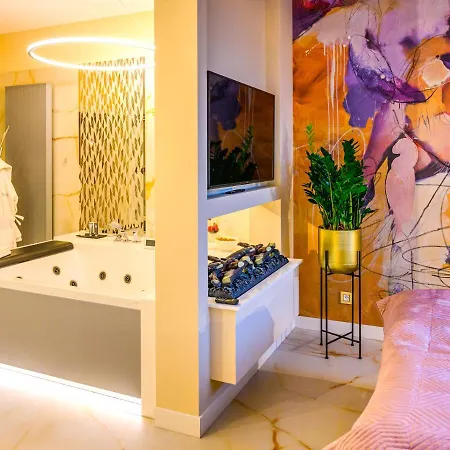 Apartman Pietryna Luxury - Sauna , Jacuzzi , Bezposrednio Przy Ul Piotrkowskiej *
